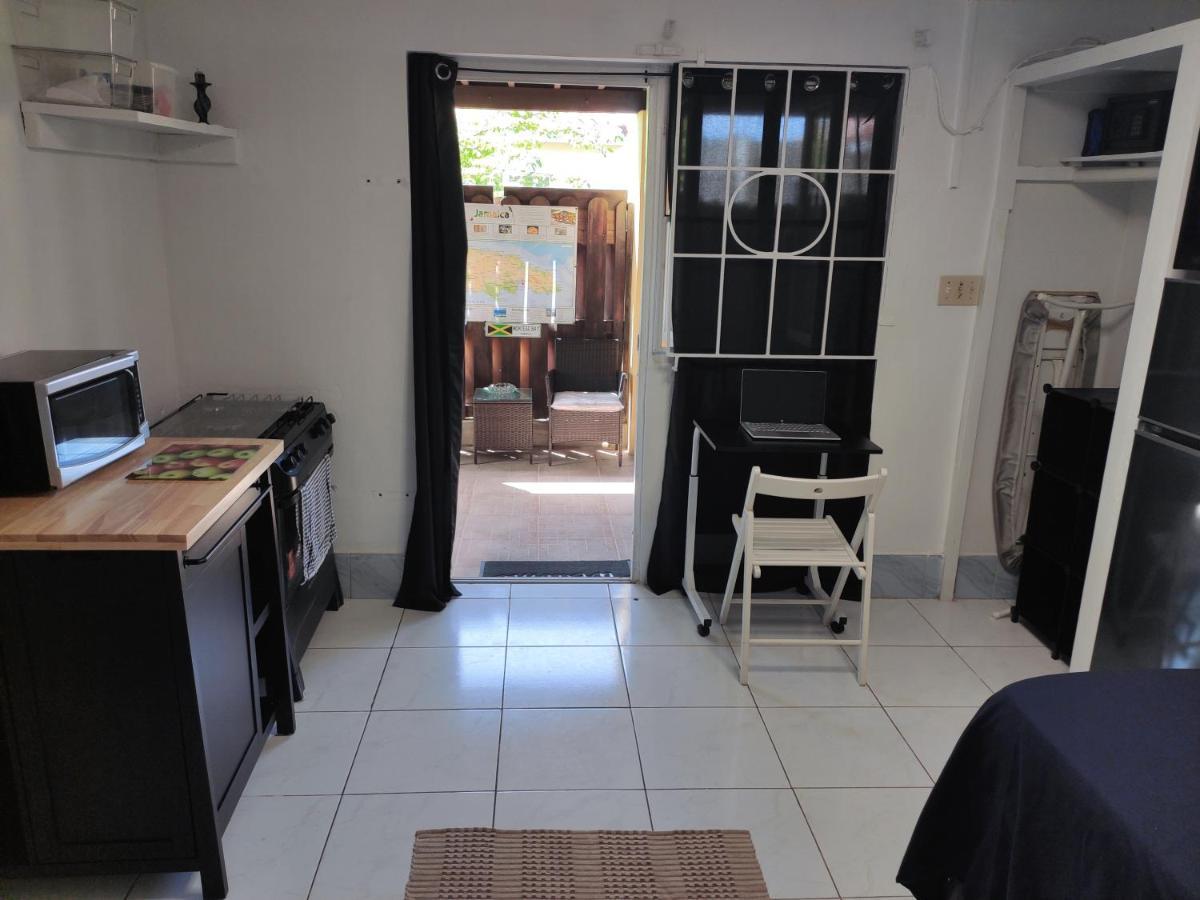 Montego Bay Garden Studio Eksteriør bilde